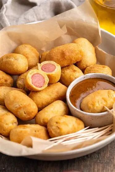 6 pc Mini Corn Dogs
